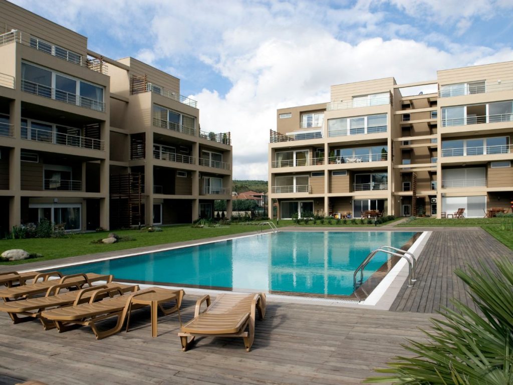 Top 5 Reasons Real Estate Investors Are Switching to DealWorthIt in 2025